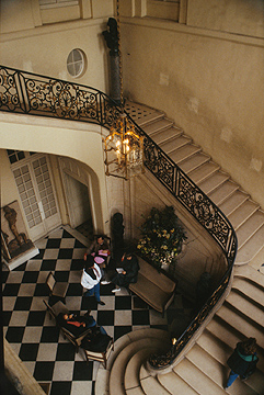 Muse Rodin - interior : staircase