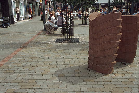 Sculpture ; Decorative paving (see left of image)