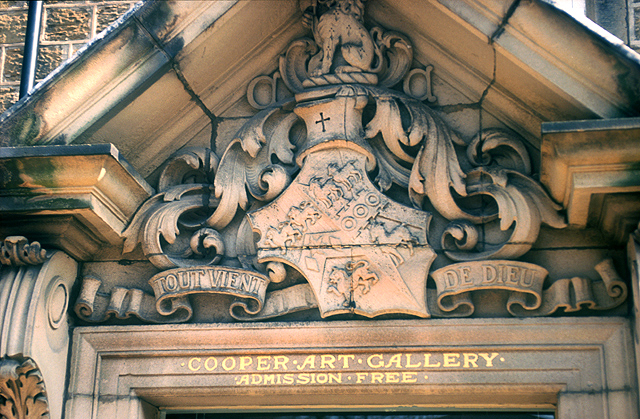 Above an old entrance to The Cooper Gallery. (SE434407)