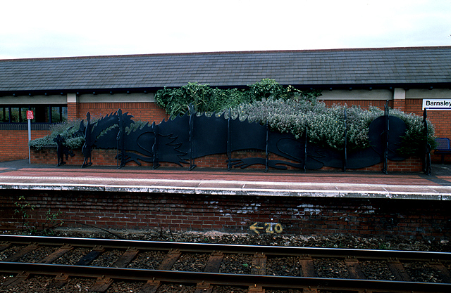 Platform 1, Barnsley Railway Station. (SE435407)
